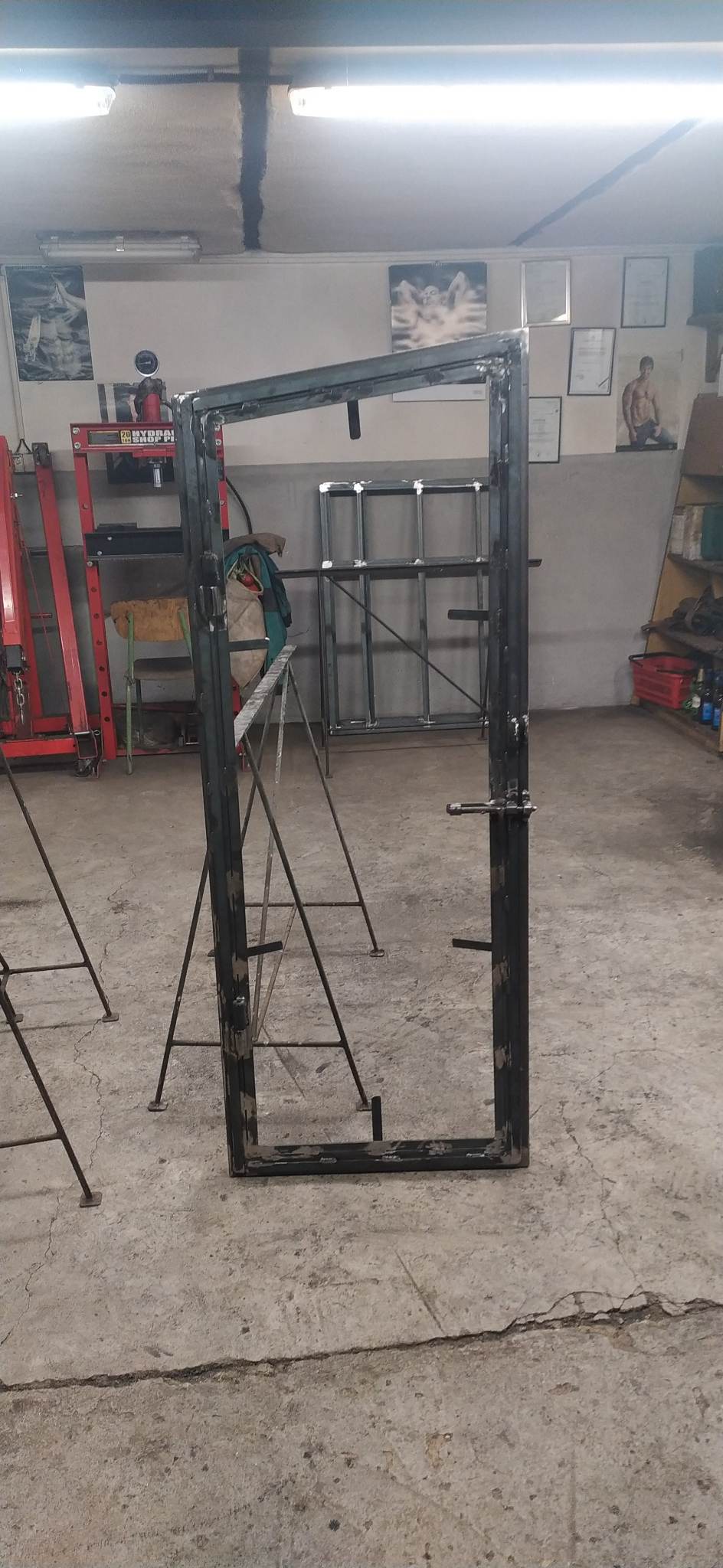 výroba dveří a rámu do skleníku pro zahrádkáře