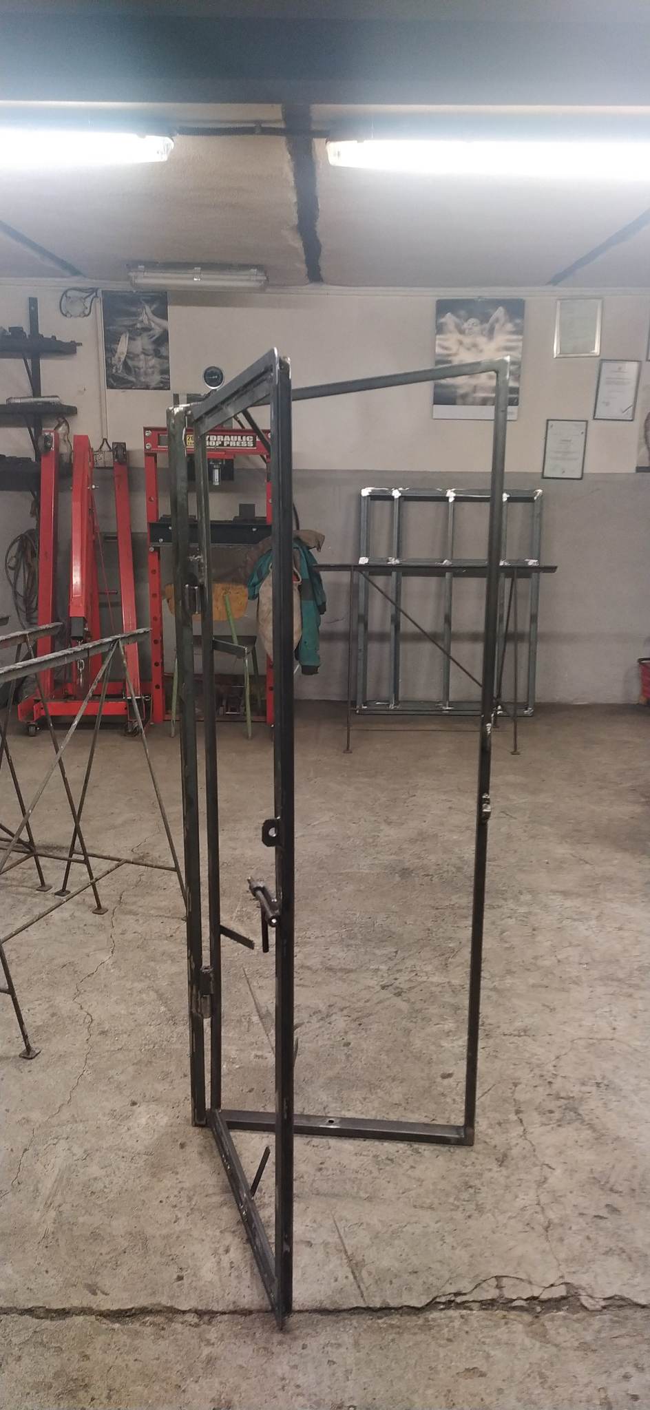 výroba dveří a rámu do skleníku pro zahrádkáře