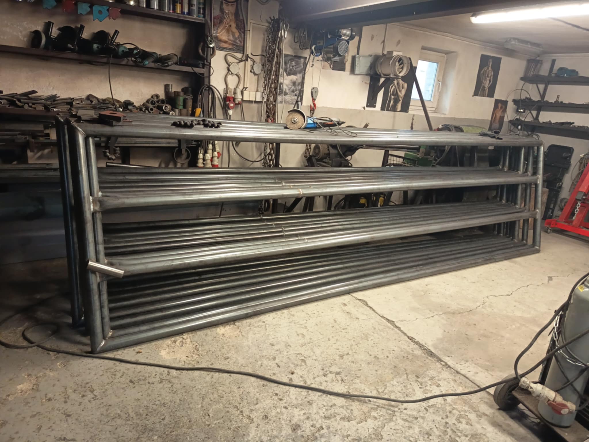 ZÁBRANY PRO SKOT DO ZIMNÍHO STANOVIŠTĚ